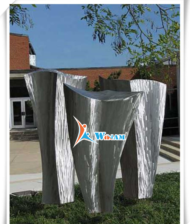 Modern Decoration Brushed Stainless Steel Outdoor Sculpture