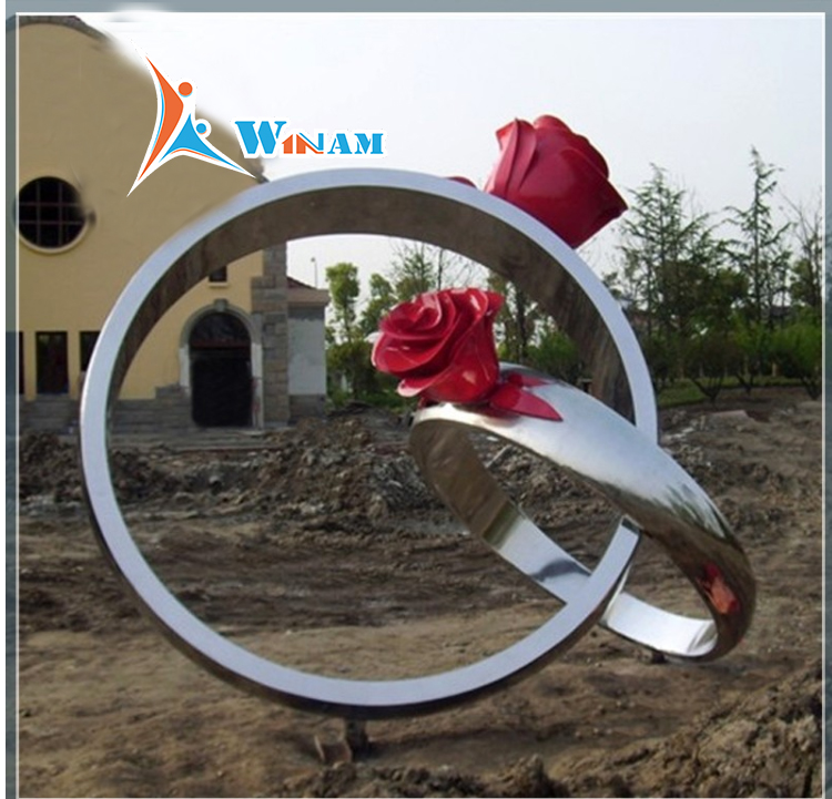 Large Ring Shaped Exquisite Metal Garden Sculpture