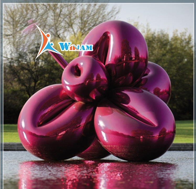 Square Decorative Statue Large Titanium Coating Balloon Sculpture
