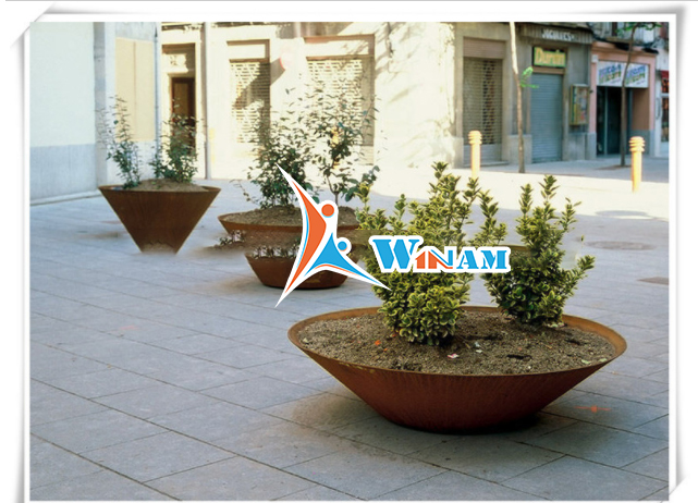 Garden Corten Steel Flower Pot Sculpture
