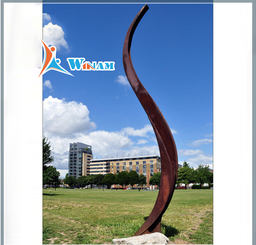 Simple abstract art corten steel garden sculpture