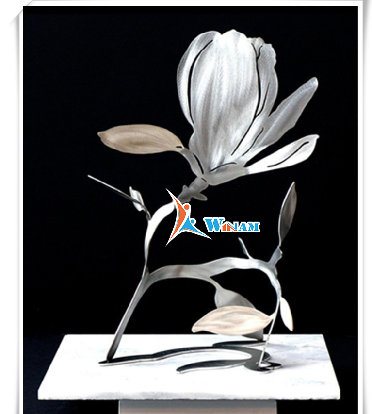 Stainless Steel Material Rose Sculpture