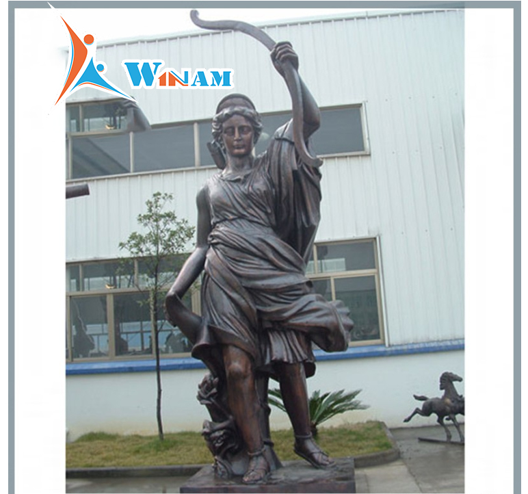 Big Bronze Statue Ancient Woman Hero Sculpture