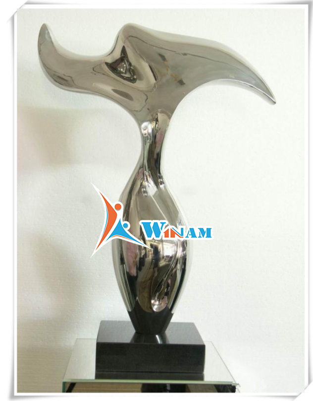 Abstract Arabic art stainless steel statue