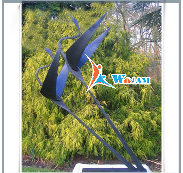 Garden Ornament Large Metal Flying Bird Outdoor Copper Sculpture