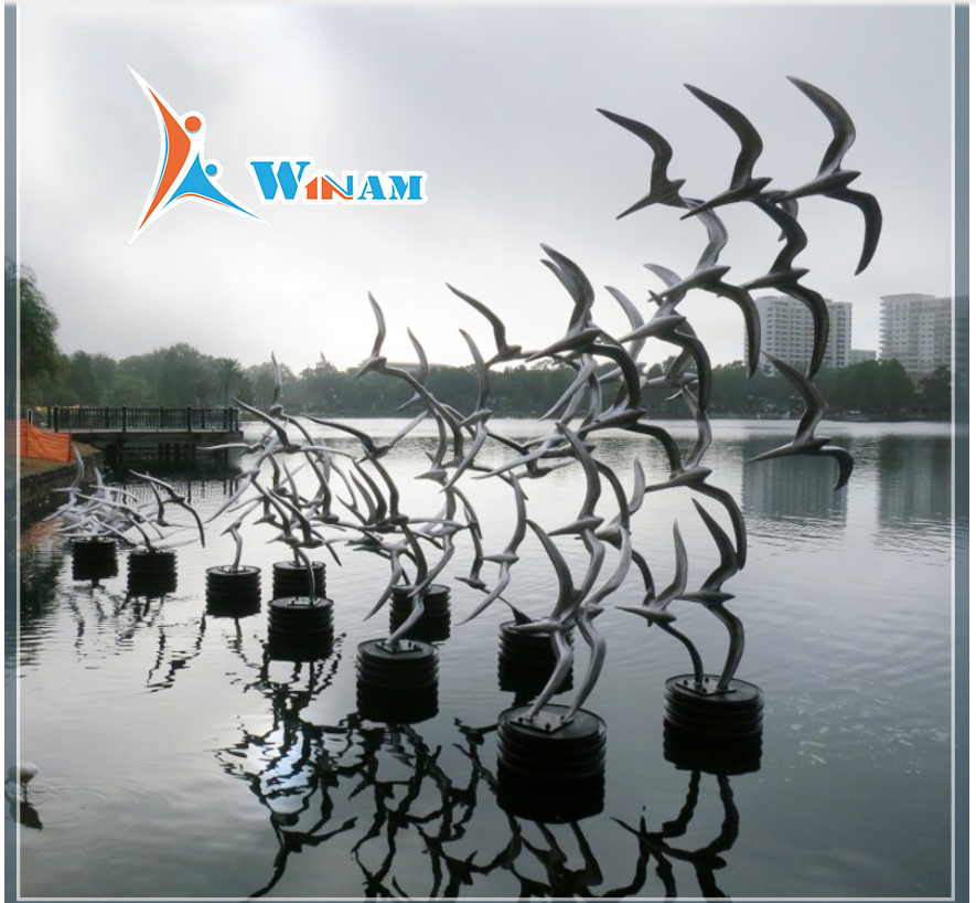 Stainless steel free flying seagull bird sculpture