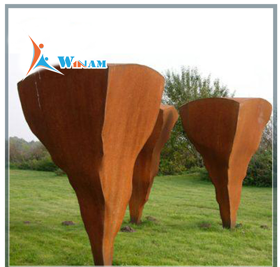 Large outdoor corten steel sculpture for urban construction