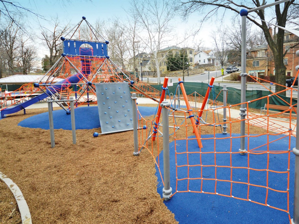 Tổ hợp vui chơi Fair Oaks