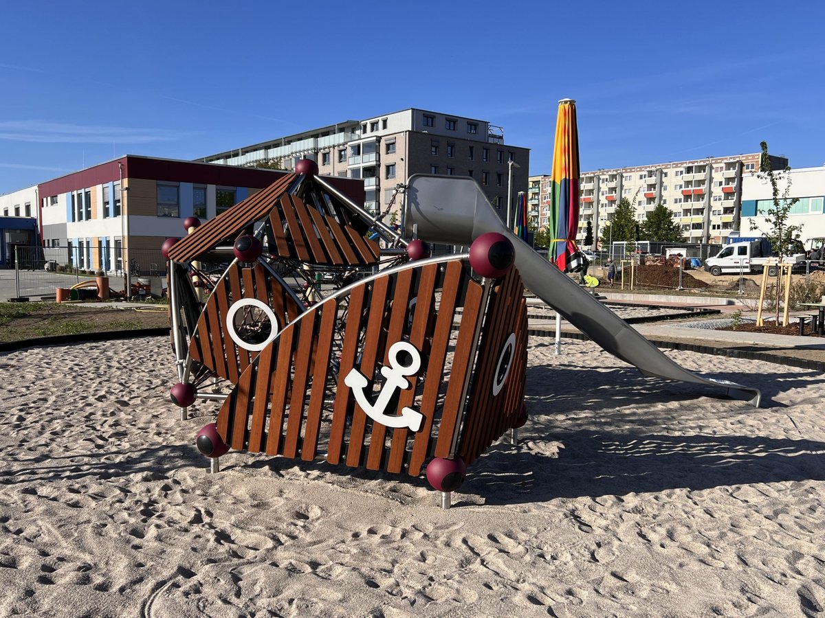 Nhà chơi con tàu Rostock