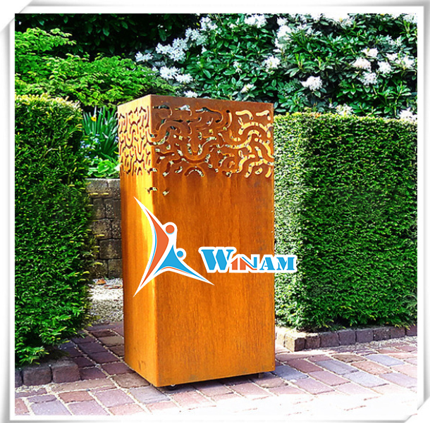 Garden Vintage Decorative India Corten Steel Floor Lamp Sculpture