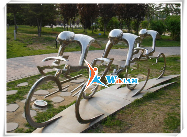 Modern mirror athlete stainless steel garden decor statue