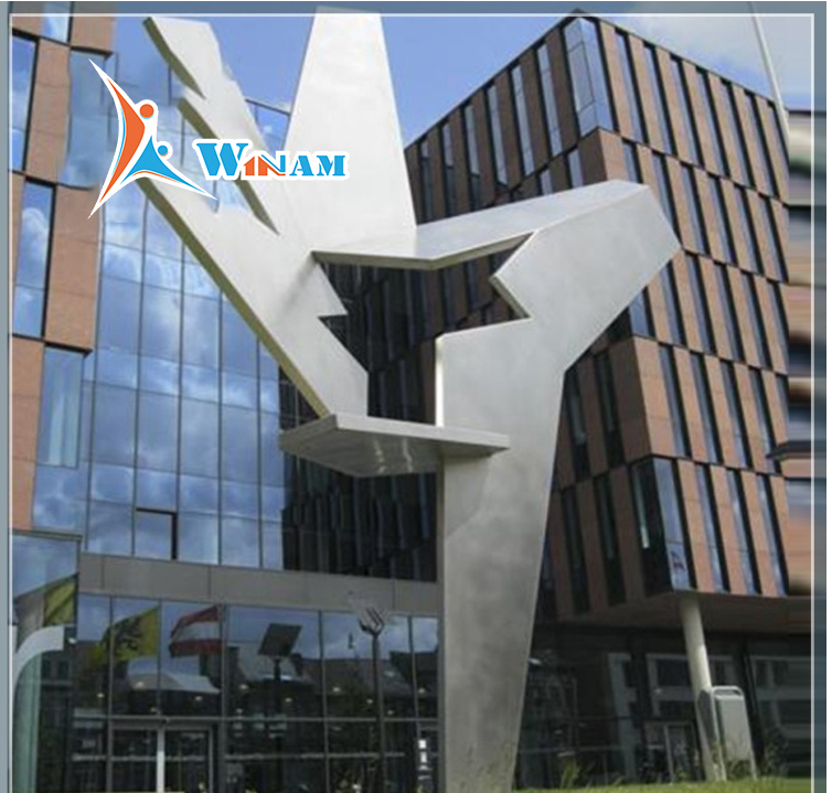 Handmade stainless steel yard art sculpture