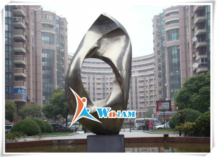 Modern abstract large outdoor sculptures