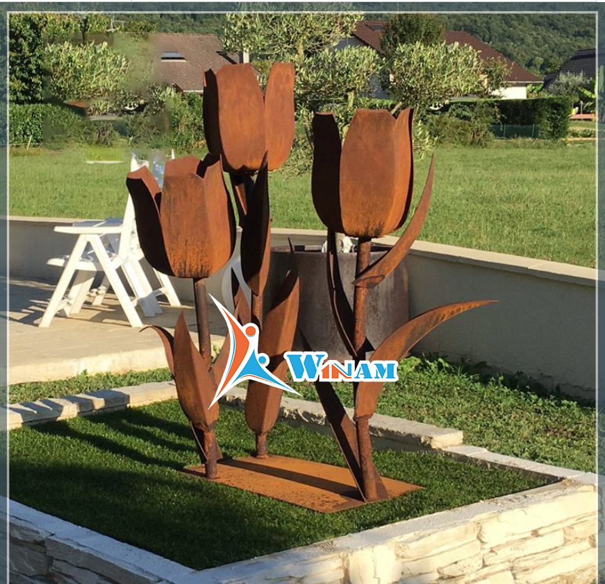 Lifelike Corten Steel Tulip Abstract Flower Sculptures