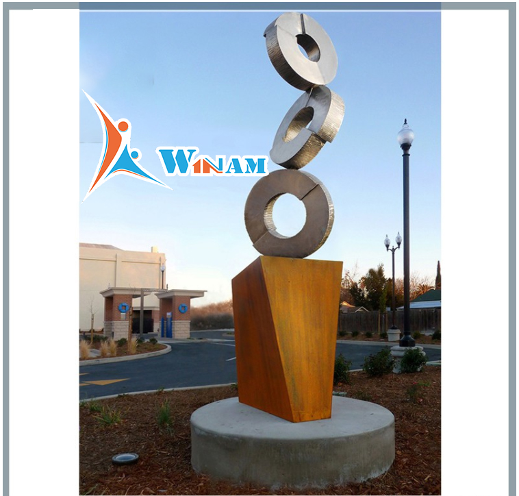 Contemporary garden rusty metal decoration